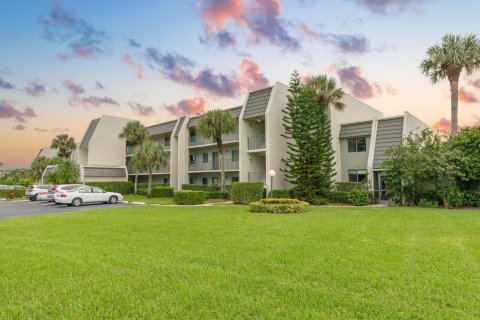 Condominio en venta en Lake Worth, Florida, 2 dormitorios, 87.24 m2 № 839939 - foto 8