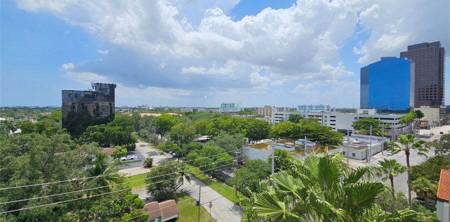 Condominio en Fort Lauderdale, Florida, 1 dormitorio  № 1155813