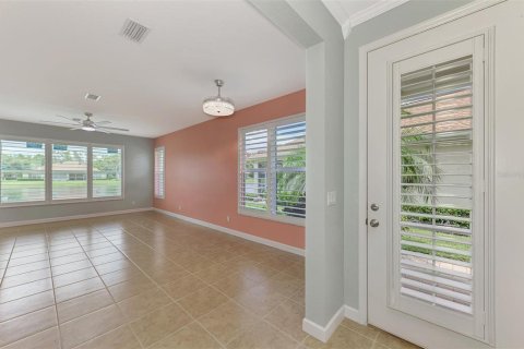 Villa ou maison à vendre à North Port, Floride: 2 chambres, 134.52 m2 № 1308435 - photo 7