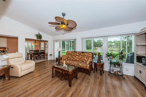 Villa ou maison à vendre à New Port Richey, Floride: 2 chambres, 172.71 m2 № 1308245 - photo 25