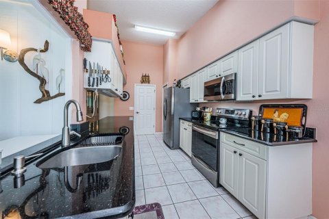 Villa ou maison à vendre à New Port Richey, Floride: 2 chambres, 172.71 m2 № 1308245 - photo 23