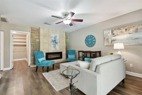 Casa en venta en Tampa, Florida, 3 dormitorios, 172.33 m2 № 1392670 - foto 12