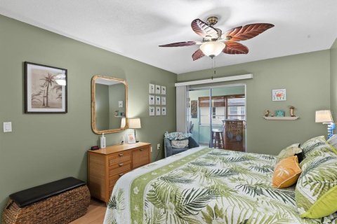 Купить кондоминиум в Нью-Порт-Ричи, Флорида 8 комнат, 102.56м2, № 1015525 - фото 16