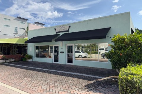 Commercial property in Delray Beach, Florida № 763074 - photo 1