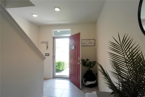 Casa en venta en DeLand, Florida, 5 dormitorios, 234.3 m2 № 1302588 - foto 9