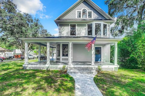 Villa ou maison à vendre à DeLand, Floride: 3 chambres, 192.31 m2 № 1383471 - photo 1