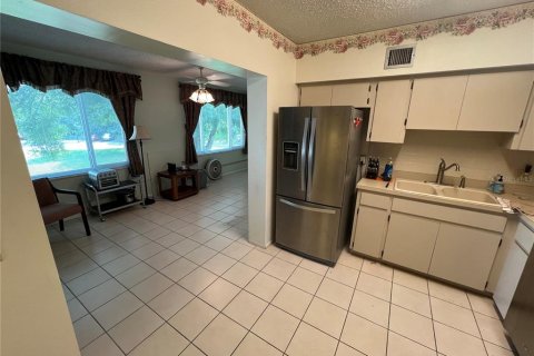 Condo in Clearwater, Florida, 2 bedrooms  № 1383274 - photo 5