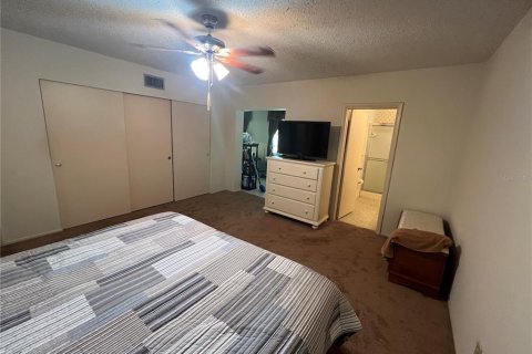 Condo in Clearwater, Florida, 2 bedrooms  № 1383274 - photo 9