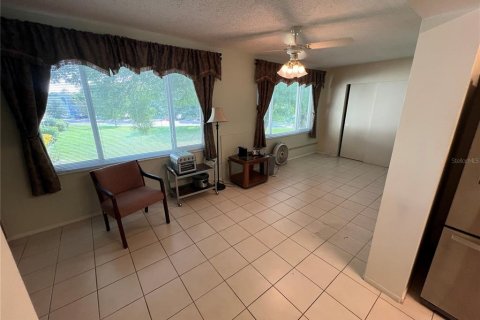 Condo in Clearwater, Florida, 2 bedrooms  № 1383274 - photo 4