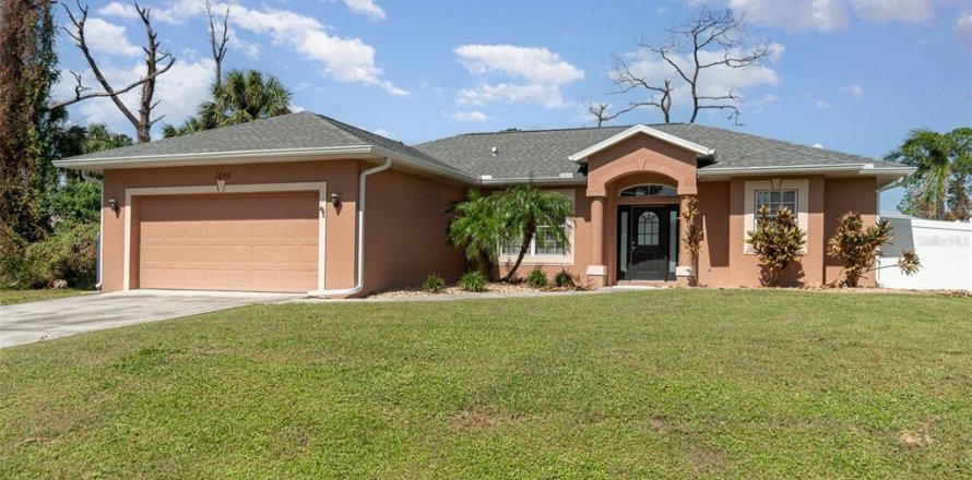 House in North Port, Florida 3 bedrooms, 143.72 sq.m. № 1409941