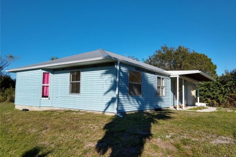 Casa en venta en Punta Gorda, Florida, 3 dormitorios, 106.47 m2 № 297151 - foto 1