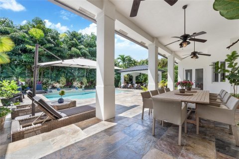 Villa ou maison à vendre à Palmetto Bay, Floride: 6 chambres, 418.06 m2 № 1080099 - photo 7