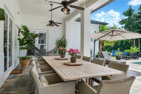 Villa ou maison à vendre à Palmetto Bay, Floride: 6 chambres, 418.06 m2 № 1080099 - photo 5