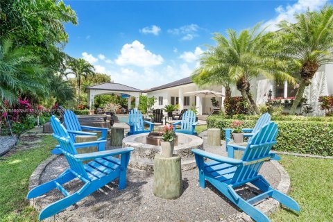 Villa ou maison à vendre à Palmetto Bay, Floride: 6 chambres, 418.06 m2 № 1080099 - photo 12