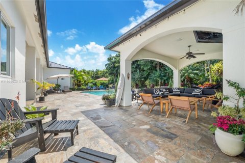 Villa ou maison à vendre à Palmetto Bay, Floride: 6 chambres, 418.06 m2 № 1080099 - photo 9