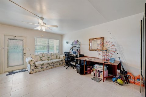 Copropriété à vendre à Deerfield Beach, Floride: 2 chambres, 79.9 m2 № 1080098 - photo 6