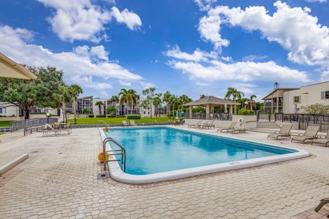 Condominio en venta en Palm Beach Gardens, Florida, 2 dormitorios, 135.92 m2 № 892407 - foto 9