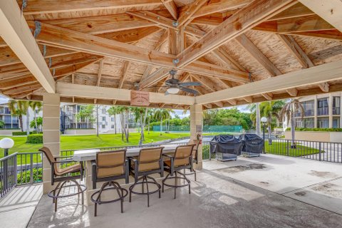 Condominio en venta en Palm Beach Gardens, Florida, 2 dormitorios, 135.92 m2 № 892407 - foto 7