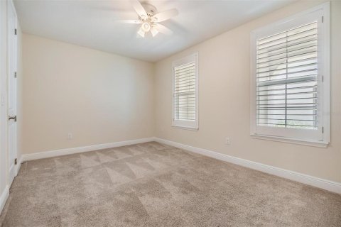 Townhouse in Tampa, Florida 3 bedrooms, 202.9 sq.m. № 1295817 - photo 23