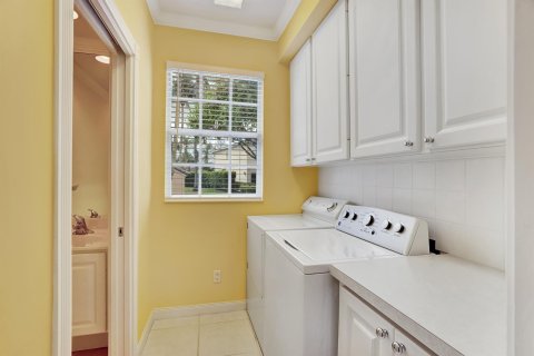 Townhouse in Palm Beach Gardens, Florida 3 bedrooms, 145.86 sq.m. № 1079400 - photo 19