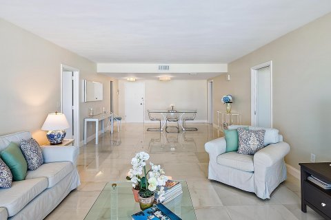 Copropriété à louer à Palm Beach, Floride: 2 chambres, 129.04 m2 № 810729 - photo 10