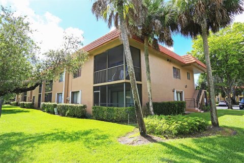 Condo in Weston, Florida, 2 bedrooms  № 1332767 - photo 3