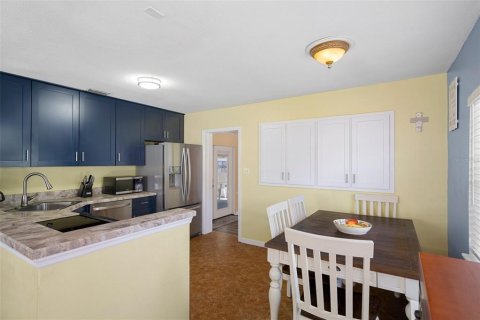 Casa en venta en Tampa, Florida, 3 dormitorios, 104.79 m2 № 1326768 - foto 6