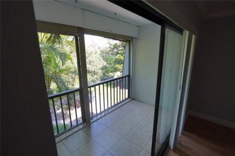 Copropriété à vendre à Oakland Park, Floride: 1 chambre, 70.61 m2 № 1142503 - photo 14