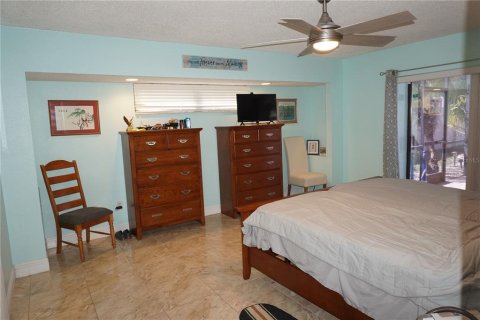 Casa en venta en Port Charlotte, Florida, 4 dormitorios, 237.92 m2 № 826807 - foto 22