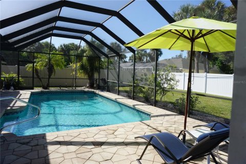 Casa en venta en Port Charlotte, Florida, 4 dormitorios, 237.92 m2 № 826807 - foto 2