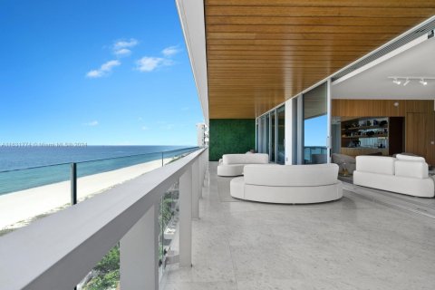 Condominio en venta en Miami Beach, Florida, 4 dormitorios, 310.85 m2 № 1325542 - foto 8