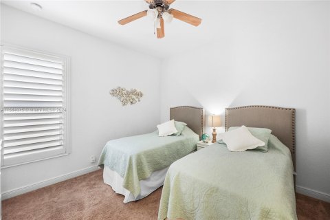 Casa en venta en Fort Myers, Florida, 4 dormitorios № 1099457 - foto 29