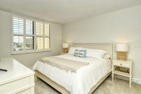 Condo in Sarasota, Florida, 2 bedrooms  № 937201 - photo 22