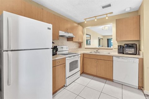 Copropriété à vendre à Lauderhill, Floride: 2 chambres, 94.2 m2 № 1173118 - photo 5