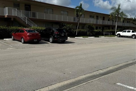 Condominio en venta en Margate, Florida, 2 dormitorios, 91.97 m2 № 1332164 - foto 1