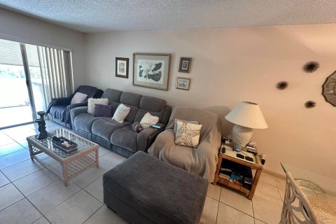 Condominio en venta en Lake Worth, Florida, 2 dormitorios, 94.48 m2 № 913695 - foto 15