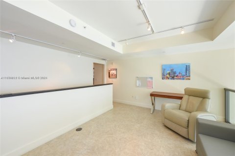 Townhouse in Miami Beach, Florida 3 bedrooms, 190.36 sq.m. № 1406272 - photo 20