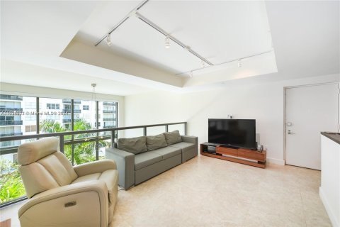 Townhouse in Miami Beach, Florida 3 bedrooms, 190.36 sq.m. № 1406272 - photo 19