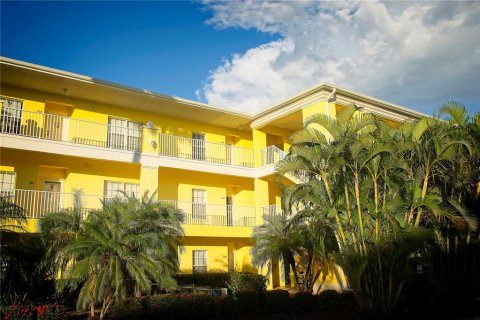 Condo in Punta Gorda, Florida, 2 bedrooms  № 790464 - photo 1