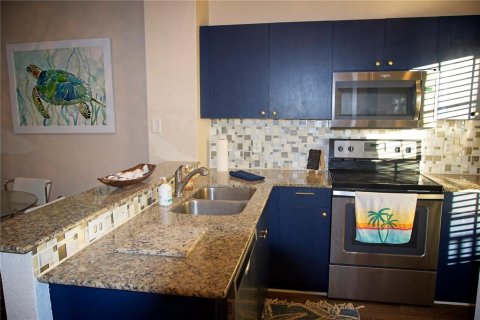 Condo in Punta Gorda, Florida, 2 bedrooms  № 790464 - photo 4