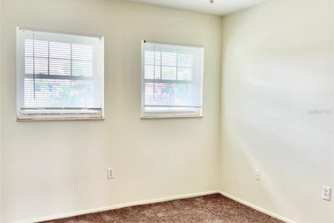 Condo in Orlando, Florida, 3 bedrooms  № 1358233 - photo 17