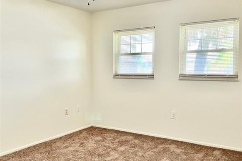 Condo in Orlando, Florida, 3 bedrooms  № 1358233 - photo 11