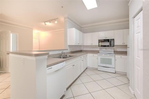 Condominio en alquiler en Tampa, Florida, 2 dormitorios, 105.91 m2 № 1358243 - foto 9