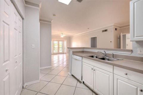 Condominio en alquiler en Tampa, Florida, 2 dormitorios, 105.91 m2 № 1358243 - foto 10