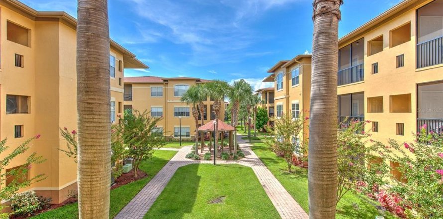 Condominio en Tampa, Florida, 2 dormitorios  № 1358243