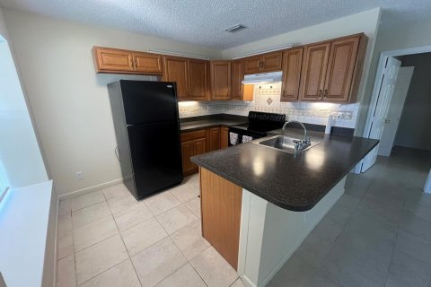 Casa en venta en Riviera Beach, Florida, 3 dormitorios, 104.52 m2 № 1177059 - foto 10