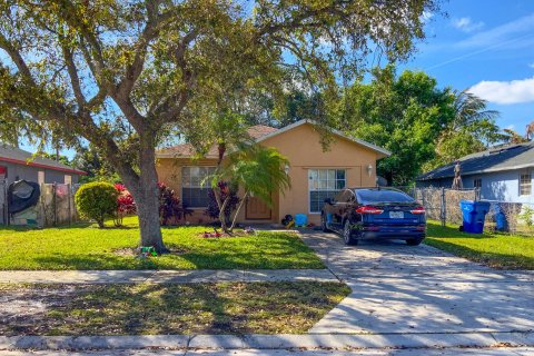 Villa ou maison à vendre à Riviera Beach, Floride: 3 chambres, 104.52 m2 № 1177059 - photo 8