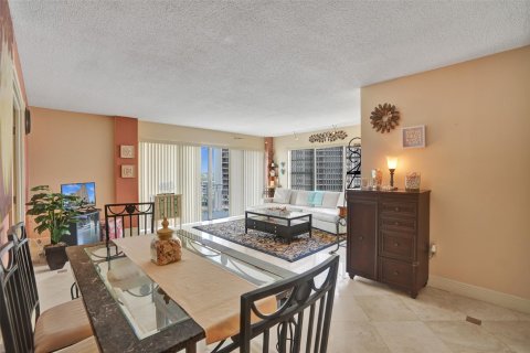 Condo in Miami, Florida, 1 bedroom  № 1176972 - photo 27