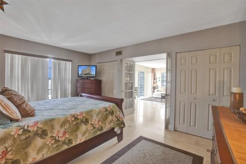 Condo in Miami, Florida, 1 bedroom  № 1176972 - photo 20