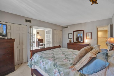 Condo in Miami, Florida, 1 bedroom  № 1176972 - photo 19